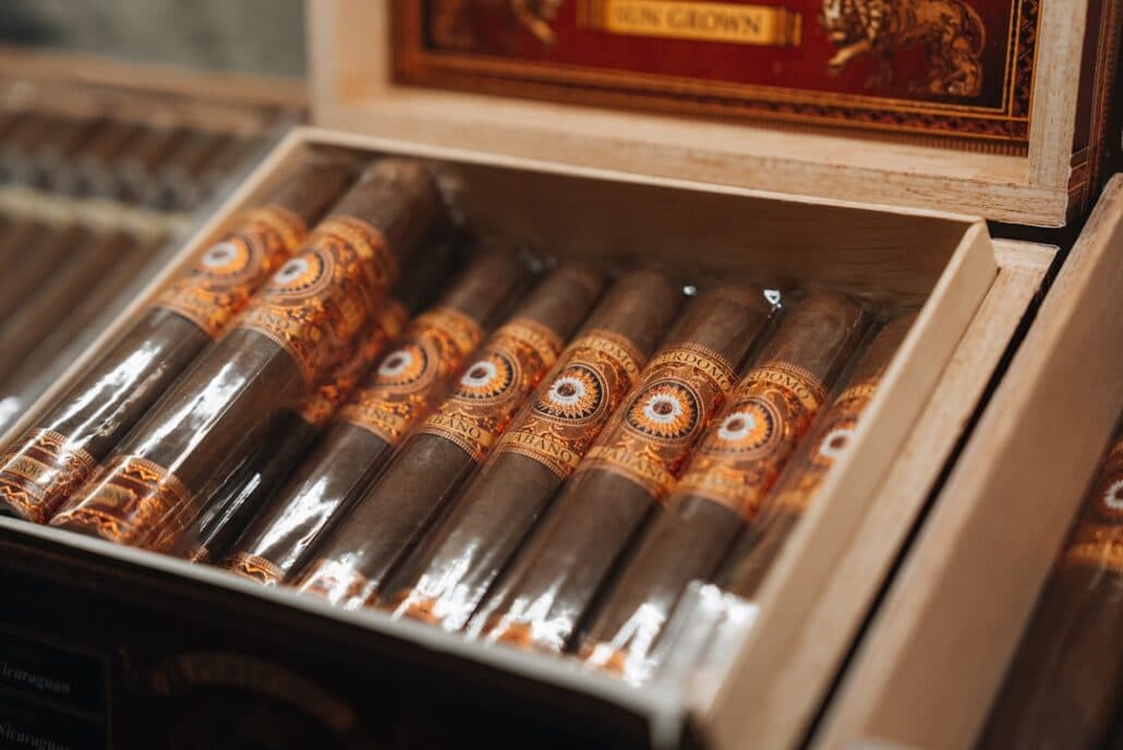 Find Your Safe Haven with These Top Cigar Bar Locators